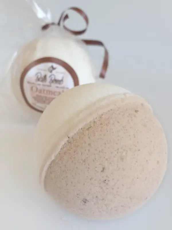 Oatmeal | Bath Bomb 4oz